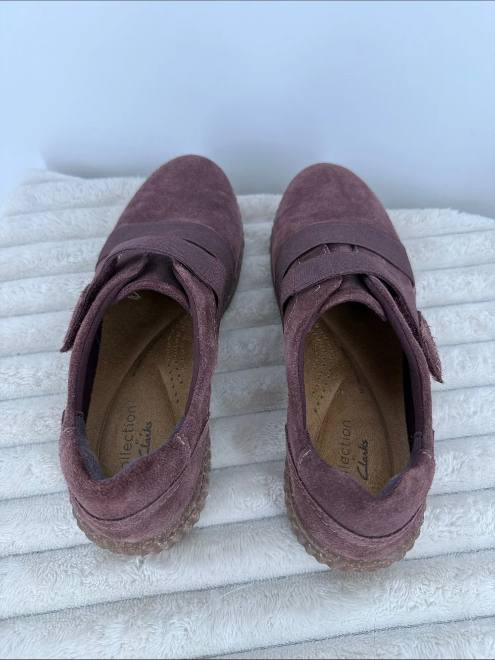 Clark’s Women's Caroline Holly Sneakers Suede Brown size 8.5M